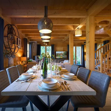 Roche De Pierre - Ovo Network Chalet